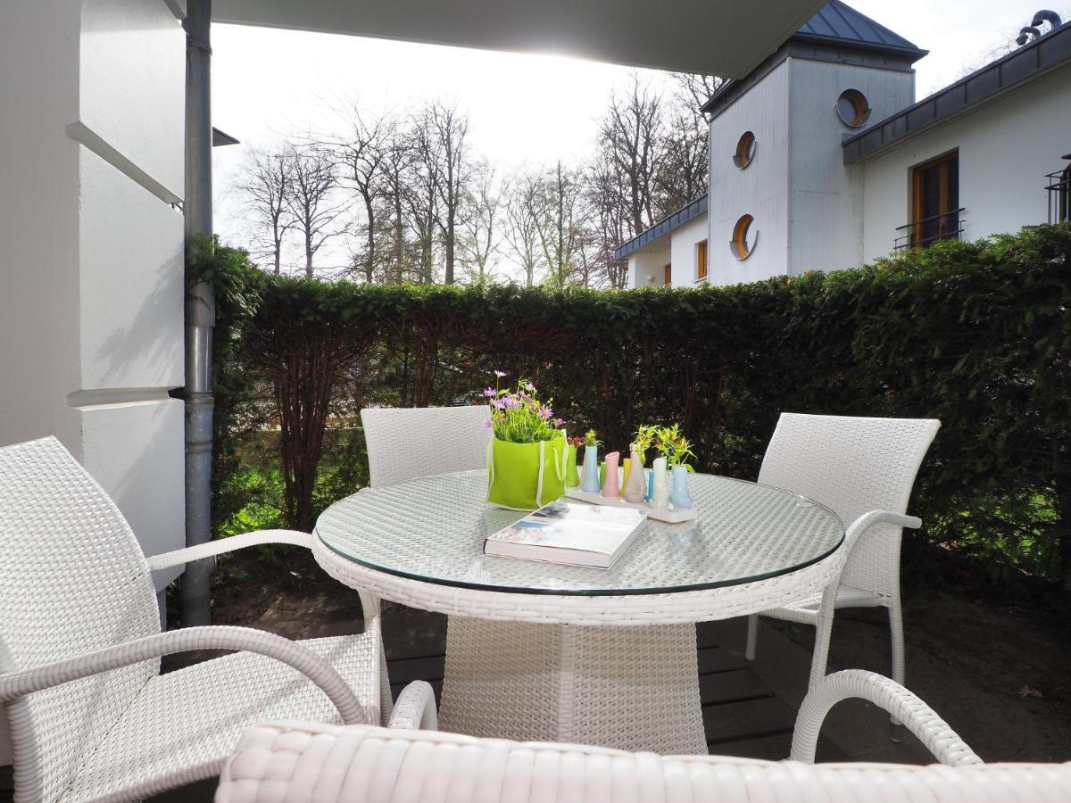 Kaiservillen Heringsdorf - Ferienwohnung Mit 1 Schlafzimmer Und Terrasse D201 Eksteriør bilde